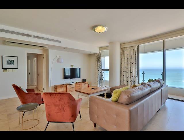 4 BEDROOM APARTMENT FOR SALE IN STRAND NORTH